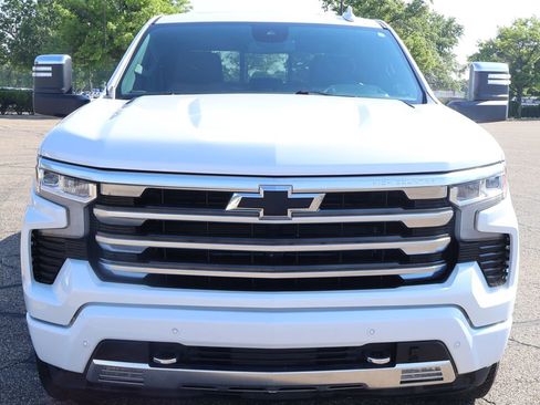 Used 2024 Chevrolet Silverado 1500 High Country w/ Max Trailering Package AWD/4WD image 15