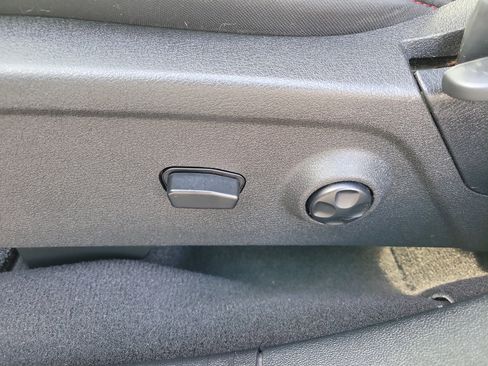 Used 2018 Dodge Journey GT image 23