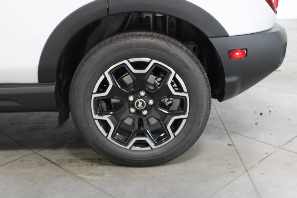 New 2026 Ford Bronco Sport Outer Banks AWD/4WD image 16