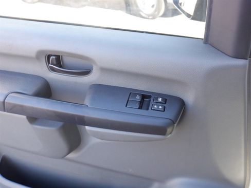 Used 2021 Nissan NV 1500 SV image 18