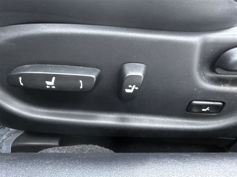 Used 2015 Lexus IS 250C image 22