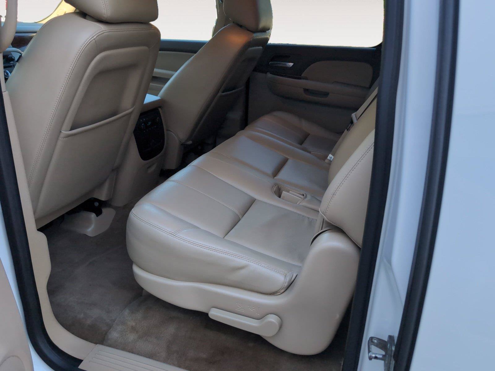 Used 2013 GMC Yukon XL SLT AWD/4WD image 13