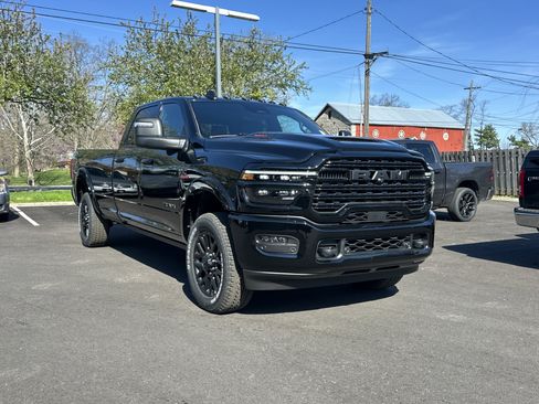 New 2026 RAM 2500 Limited AWD/4WD image 22