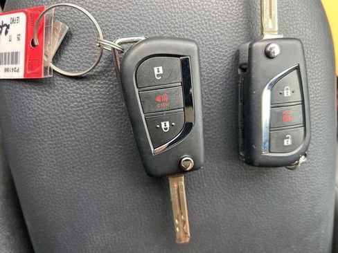 Used 2025 Toyota RAV4 LE image 19