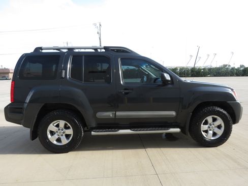 Used 2012 Nissan Xterra S w/ Value Package AWD/4WD image 6
