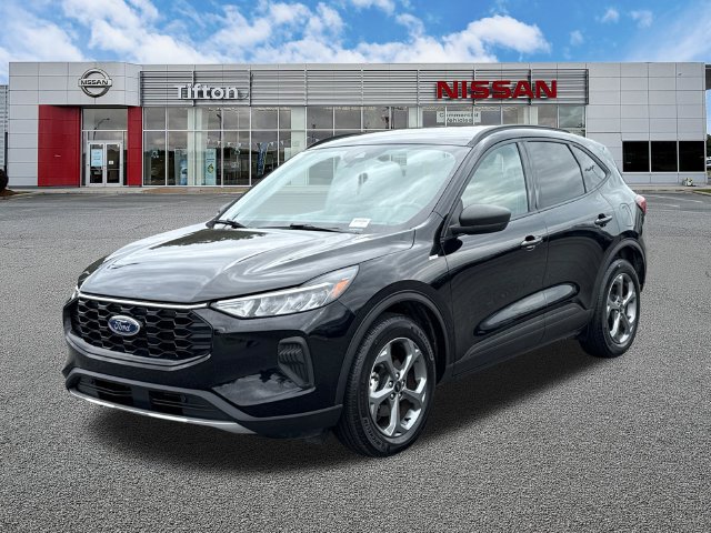 Used 2025 Ford Escape ST-Line FWD image 3