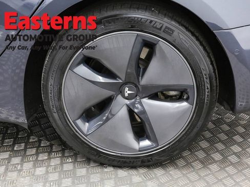 Used 2018 Tesla Model 3 Long Range image 30