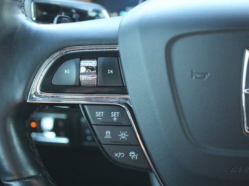 Used 2024 Lincoln Navigator L Reserve image 32