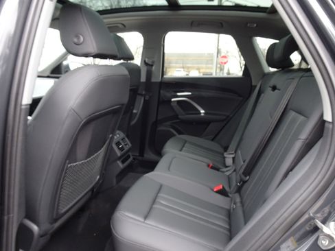 New 2025 Audi Q5 Premium image 6