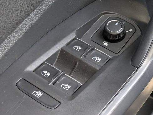 Used 2025 Volkswagen Jetta Sport FWD image 24