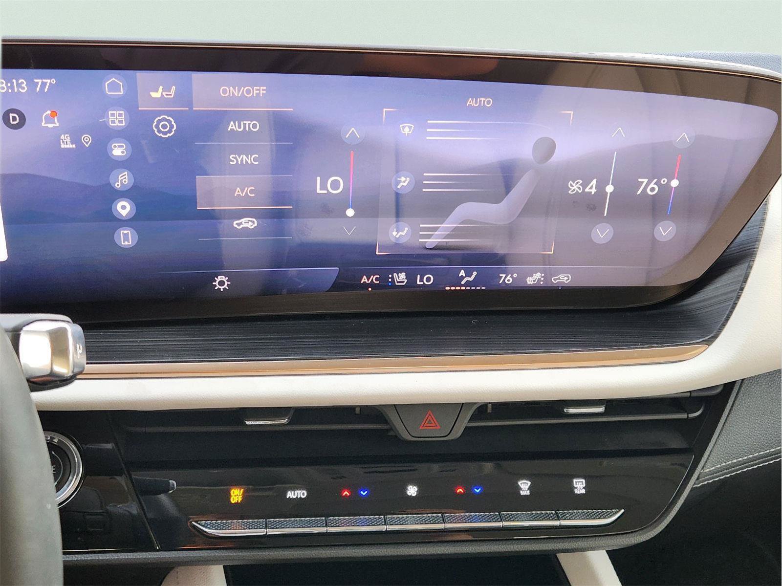 Used 2024 Buick Envision Avenir AWD/4WD image 20