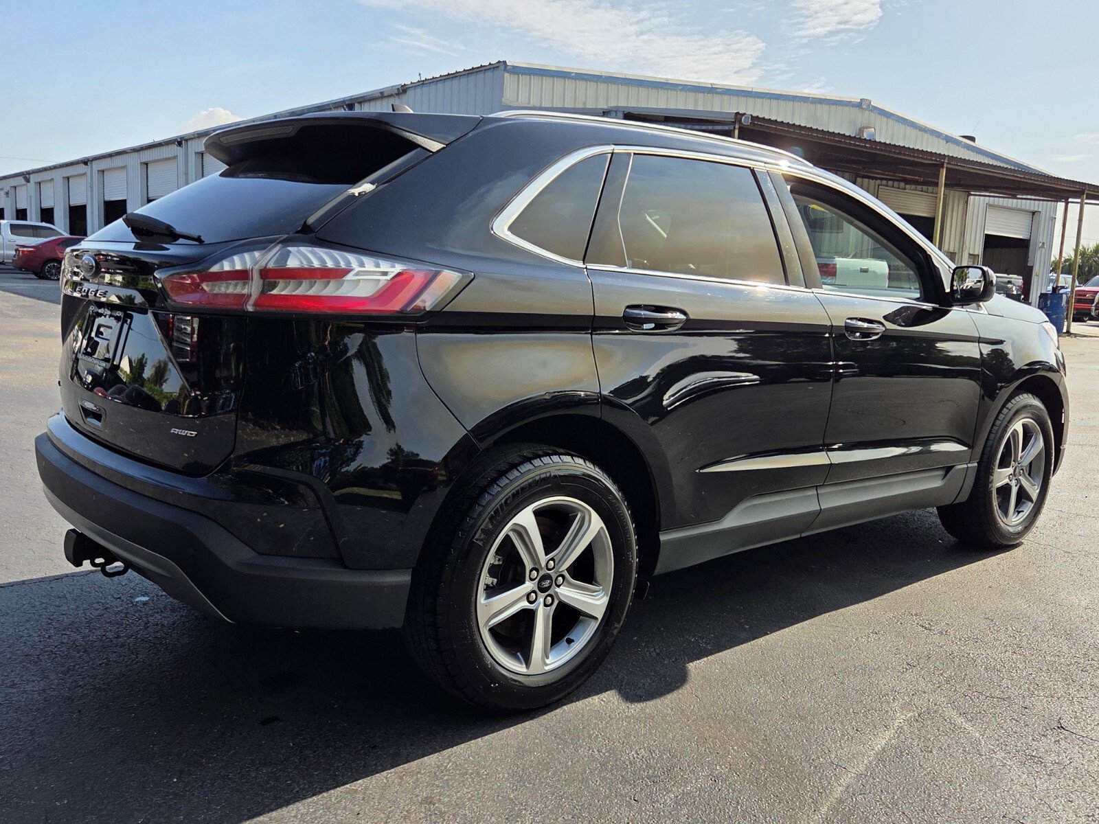 Used 2023 Ford Edge SEL w/ Convenience Package AWD/4WD image 5