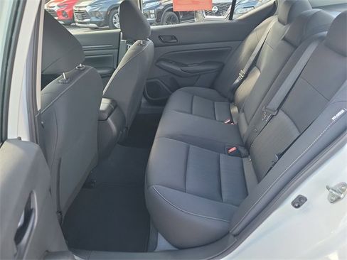 Used 2024 Nissan Altima 2.5 S image 12
