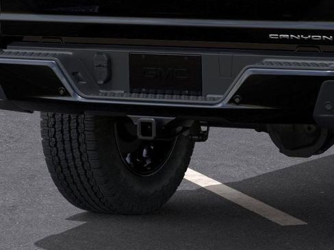 New 2026 GMC Canyon Denali image 31