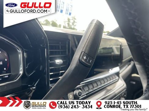 Used 2025 Chevrolet Silverado 2500 ZR2 w/ Technology Package AWD/4WD image 27