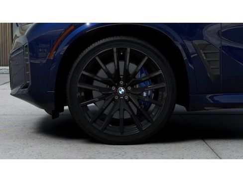 New 2026 BMW X5 M60i AWD/4WD image 7