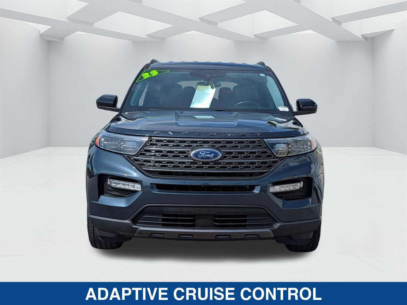 Certified 2023 Ford Explorer XLT w/ Equipment Group 202A RWD image 9