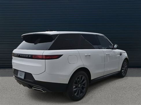 Certified 2025 Land Rover Range Rover Sport S image 5