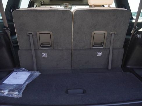 New 2025 Jeep Grand Cherokee L Limited w/ Luxury Tech Group II image 11