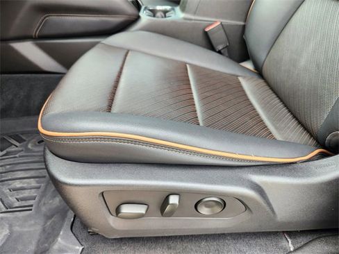 Used 2023 GMC Canyon AT4 w/ AT4 Premium Package image 26