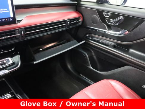 Used 2024 Lincoln Corsair Reserve w/ Equipment Group 201A image 22