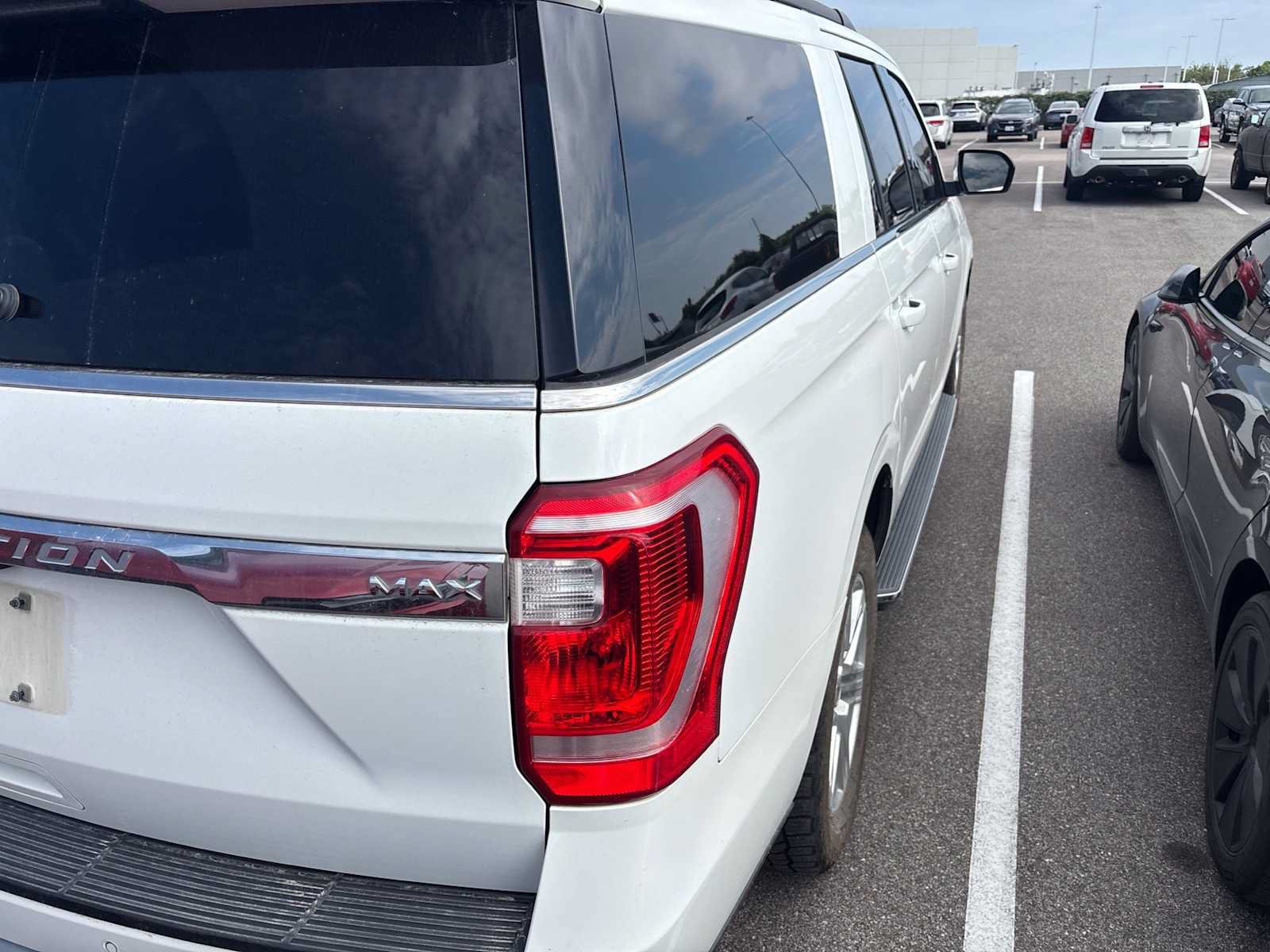 Used 2021 Ford Expedition Max XLT RWD image 6