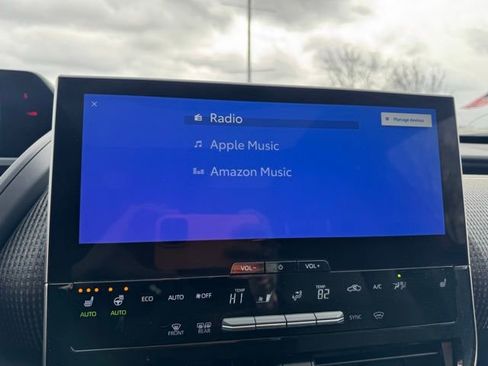 Used 2024 Toyota bZ4X XLE w/ Weather Package image 28