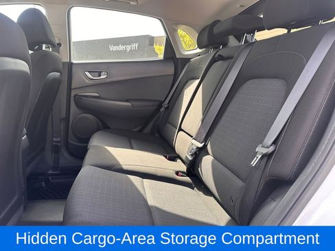 Used 2022 Hyundai Kona SEL w/ Convenience Package image 12