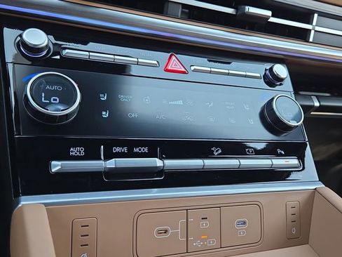 New 2026 Hyundai Santa Fe Calligraphy FWD image 14