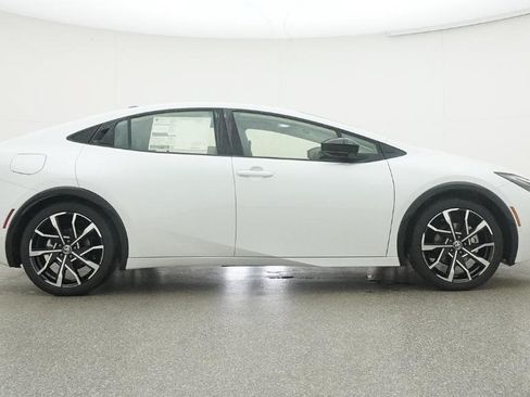 New 2026 Toyota Prius Plug-In Hybrid FWD image 46