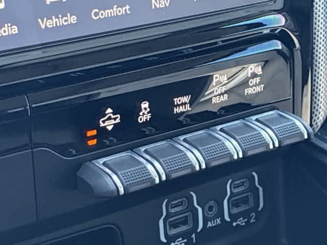Used 2022 RAM 1500 Limited AWD/4WD image 41
