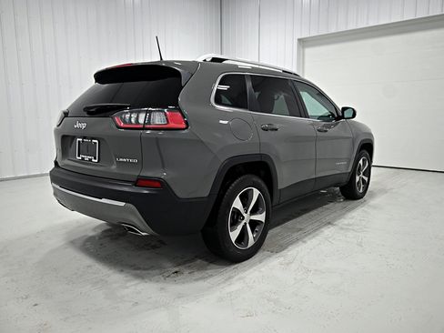 Used 2019 Jeep Cherokee Limited AWD/4WD image 37
