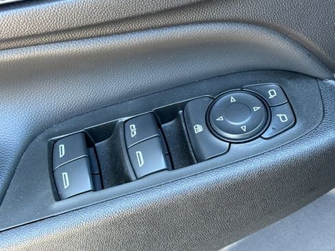 Certified 2022 Chevrolet Equinox LT image 11