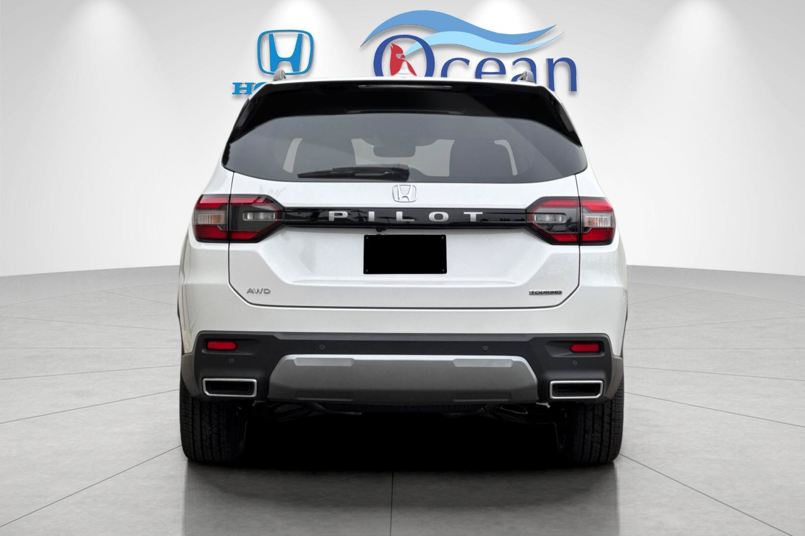 New 2026 Honda Pilot Touring image 4