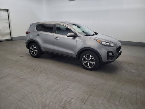 Used 2020 Kia Sportage LX AWD/4WD image 11
