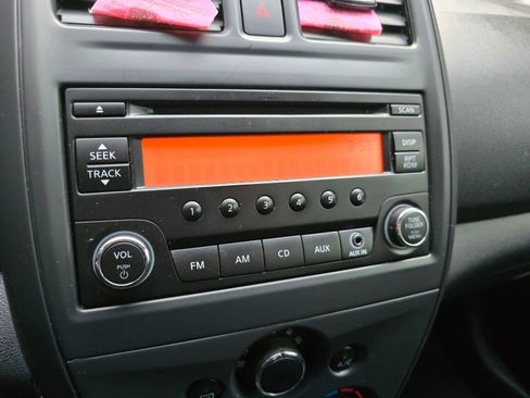 Used 2017 Nissan Versa S Plus image 26