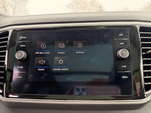 Used 2019 Volkswagen Atlas SEL image 33