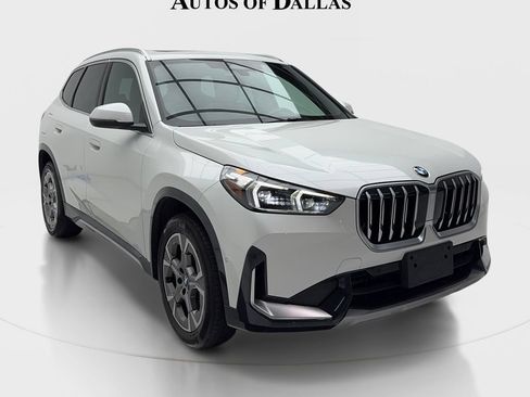 Used 2025 BMW X1 xDrive28i AWD/4WD image 2