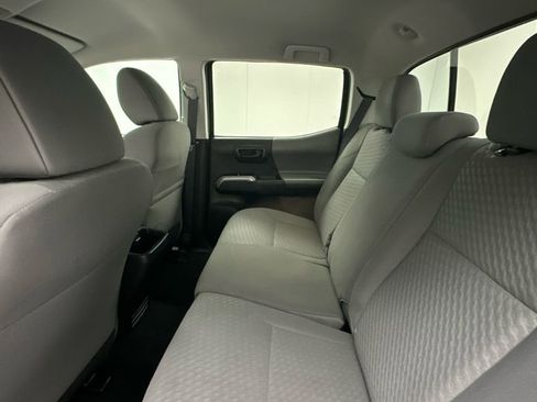 Certified 2023 Toyota Tacoma SR5 AWD/4WD image 10