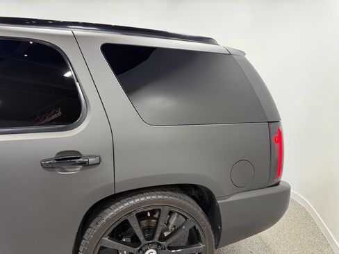 Used 2013 GMC Yukon Denali AWD/4WD image 11