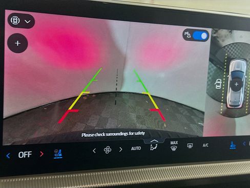 Used 2025 Ford Explorer Platinum w/ LUX Leather Package image 23