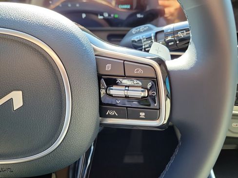 New 2026 Kia Carnival SX FWD image 28