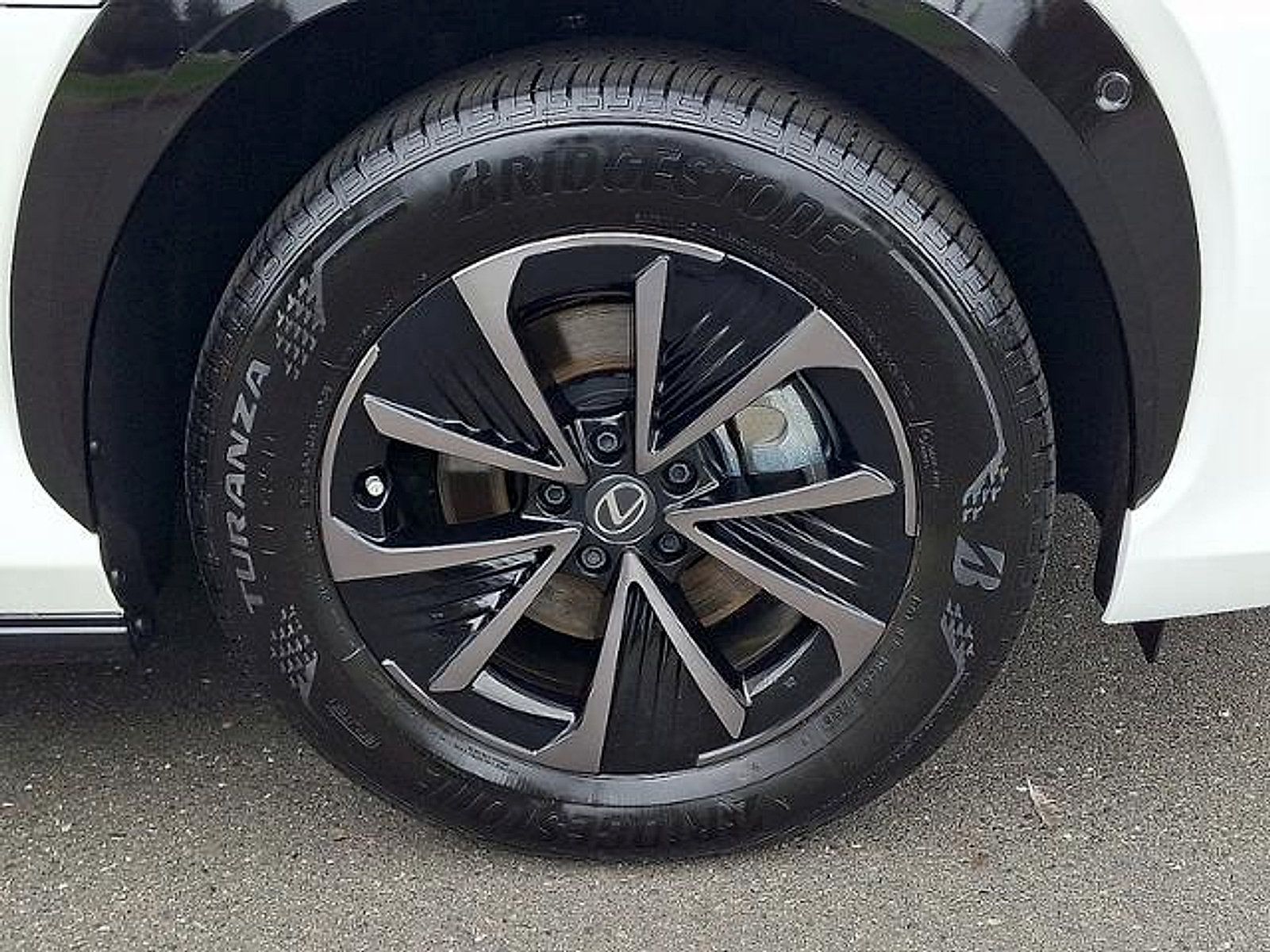 Used 2026 Lexus RZ 450e AWD w/ Technology Package image 23