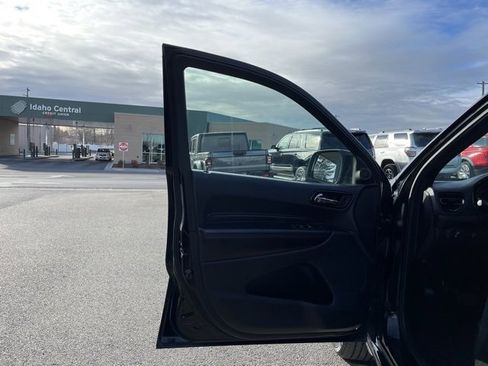 Used 2023 Dodge Durango GT w/ Blacktop Package image 26