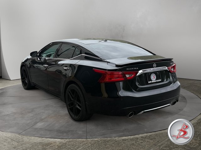 Used 2017 Nissan Maxima SR w/ Midnight Edition FWD image 5