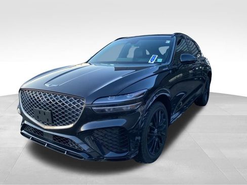 Used 2023 Genesis GV70 3.5T Sport w/ Sport Prestige Package image 3