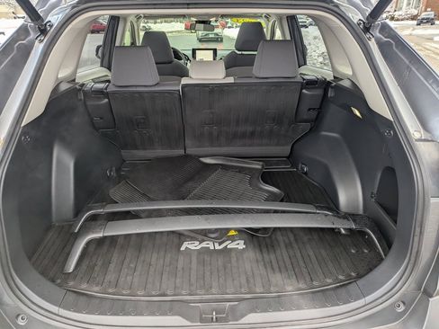 Used 2023 Toyota RAV4 XLE image 13