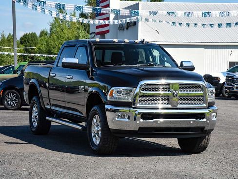 Used 2018 RAM 2500 Laramie w/ Snow Chief Group AWD/4WD image 1