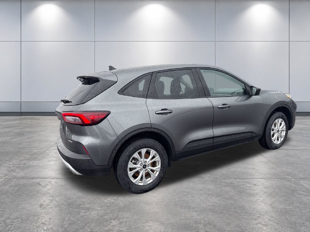 Used 2025 Ford Escape Active AWD/4WD image 5