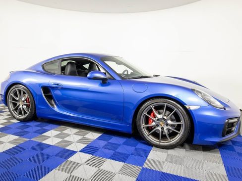 Used 2016 Porsche Cayman GTS image 3